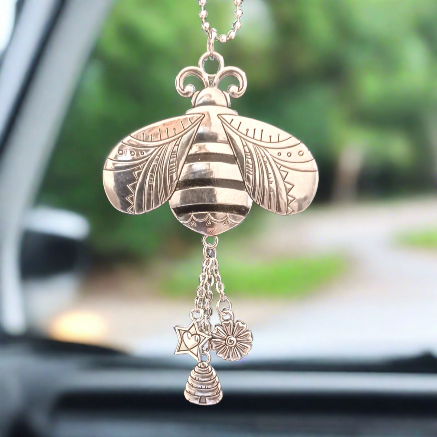 bee-car-charm